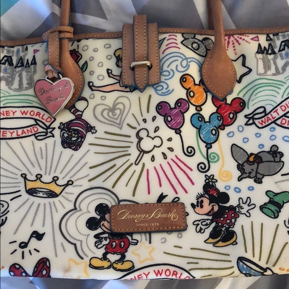 Walt Disney World Dooney & Bourke bag - Picture 2 of 6